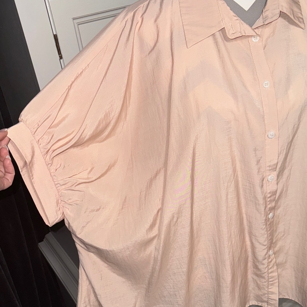 Mustard Seed Women's Pink Button-Up Blouse Size Medium - Picture 4 of 9